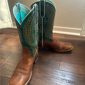 Ariat leather brown and turquoise women’s western boots size 8
